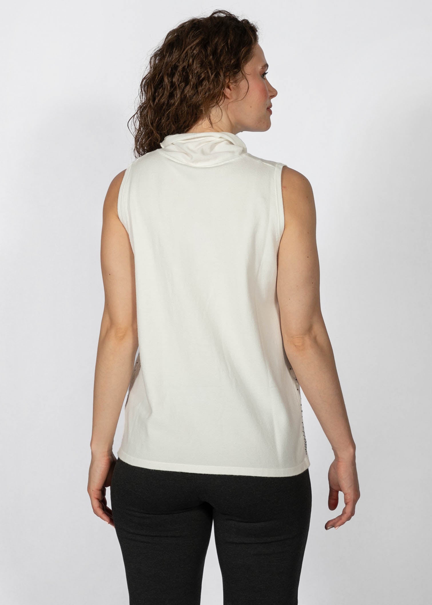 PICADILLY EMBELLISHED SLEEVELESS KNIT SWEATER