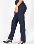 Pantalon ponte basic régulier 31" bleu de la nouvelle collection Boutiques Marise, en 68% rayon, 27% nylon et 5% spandex.