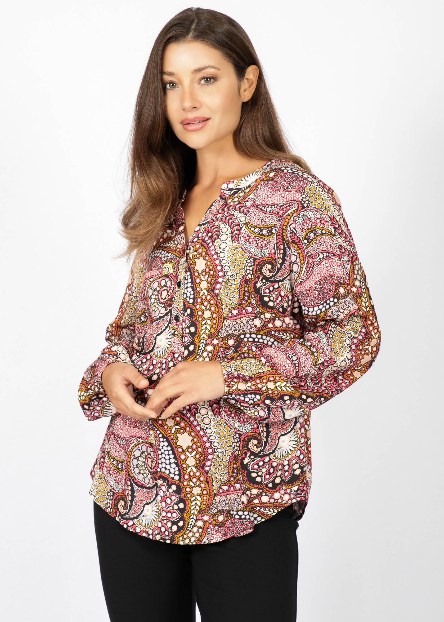 Blouse à imprimé paisley de Linea Domani, 100% viscose, idéale pour toutes les occasions, disponible chez Boutiques Marise