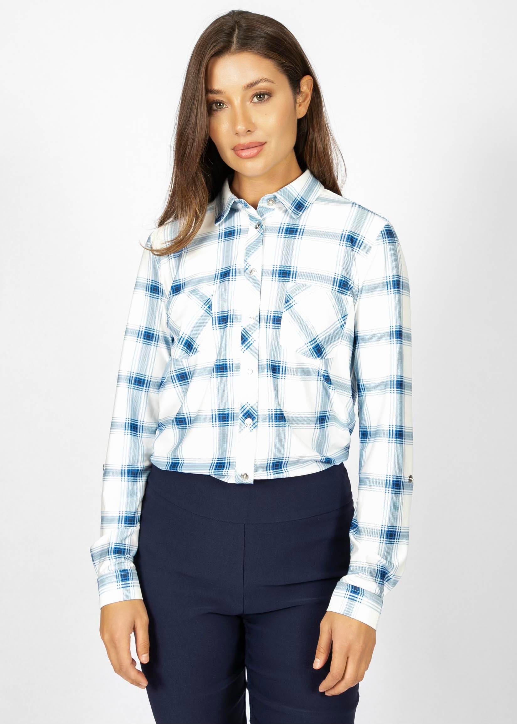 Chemise boutonnée blanche et bleue à carreaux de la nouvelle collection Linea Domani, 100% polyester, en soldes chez Boutiques Marise.