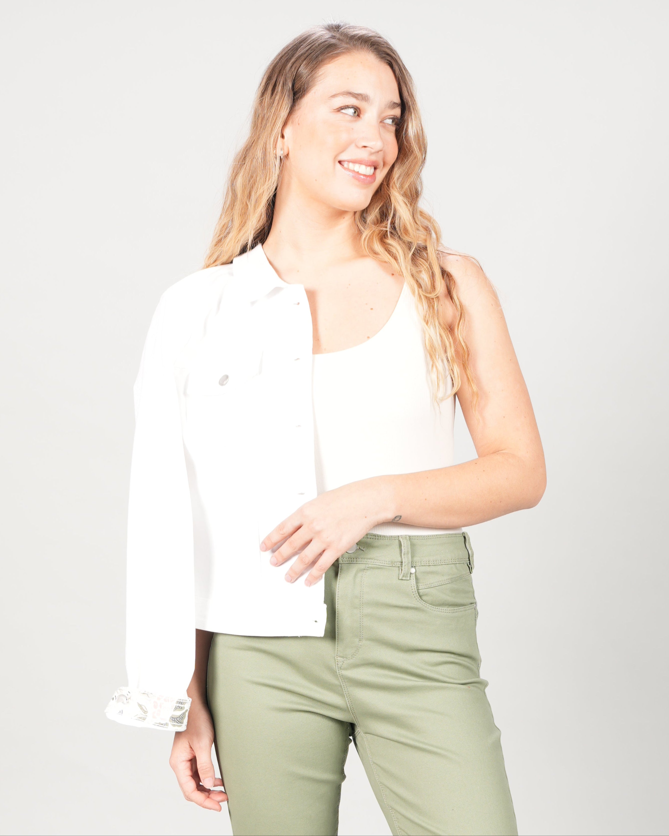 Vêtements femmes confortables, fabriqués localement au Québec. Boutique Marise, la destination québécoise pour toutes les occasions!